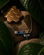 Mélia Bee Necklace